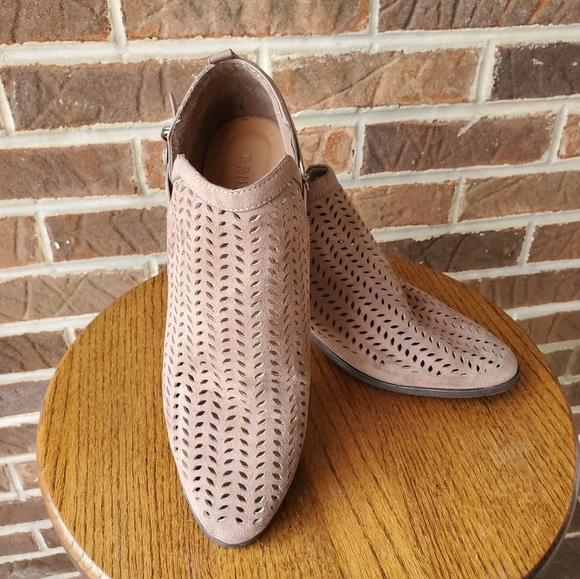 Bamboo Sueded Taupe Preforated Shoes - Picture 1 of 5